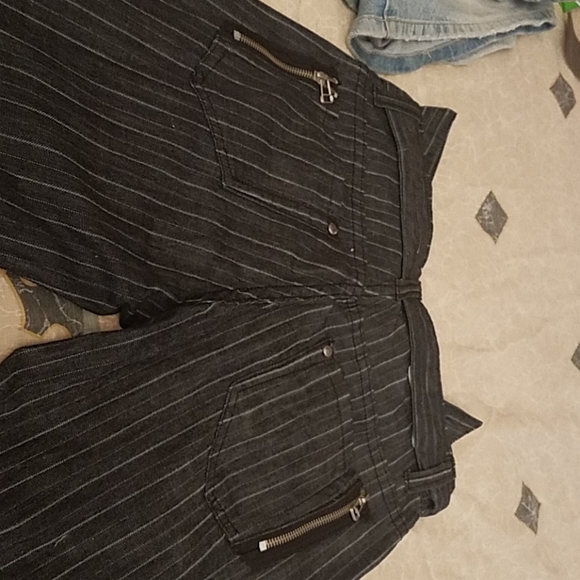 Jeans - Picture 3 of 5